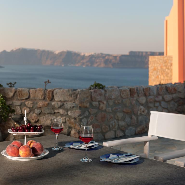 Red Cliff Villa 2Bedroom Villa With Caldera View And Plunge Pool Akrotírion Dış mekan fotoğraf