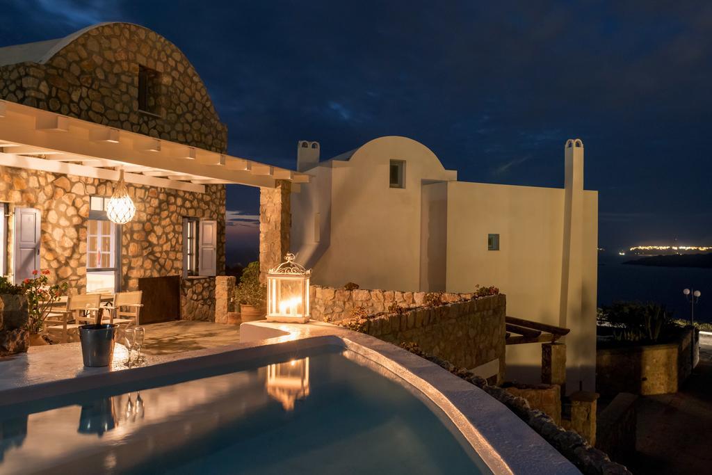 Red Cliff Villa 2Bedroom Villa With Caldera View And Plunge Pool Akrotírion Dış mekan fotoğraf